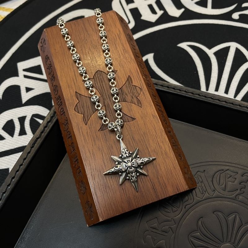 Ch*0me He**ts necklaces